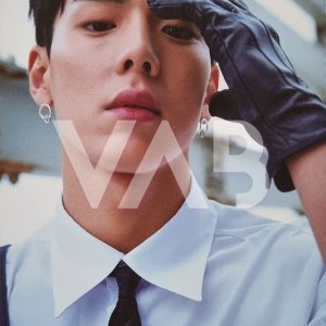 MONSTA X One of a Kind Gmarket/Starship Square Shownu preorder benefit