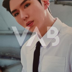 MONSTA X One of a Kind Gmarket/Starship Square Kihyun preorder benefit